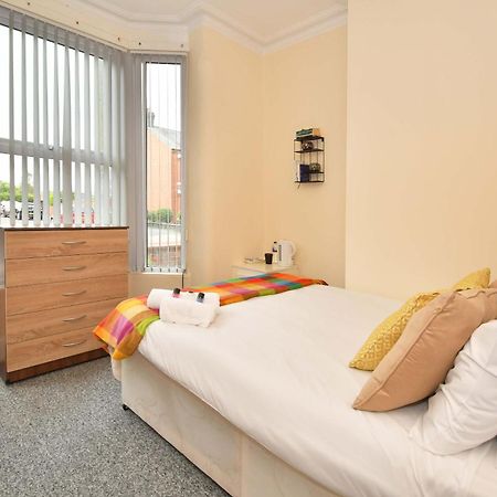 Townhouse @ 178 Ruskin Road Крю Екстер'єр фото