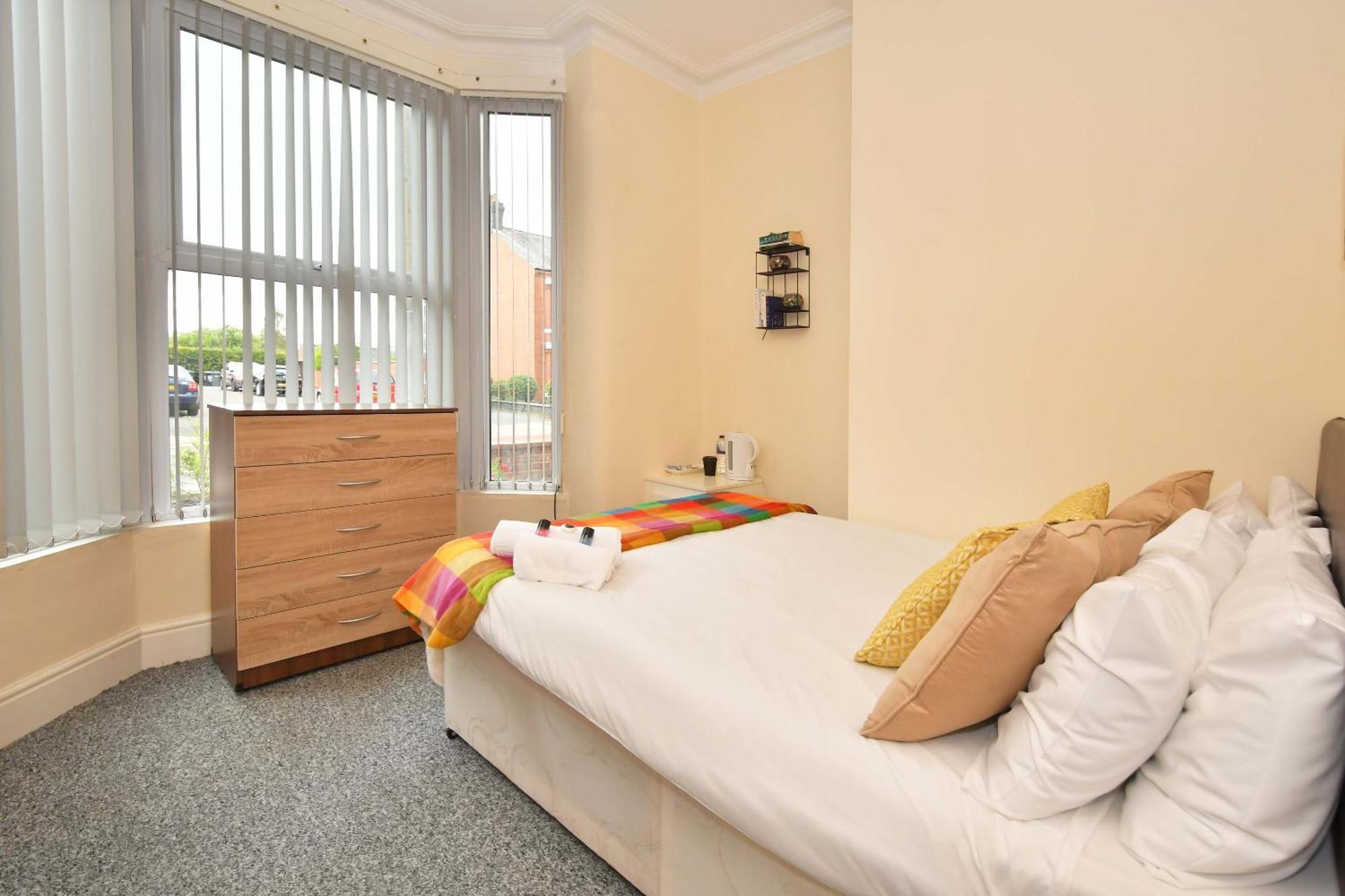 Townhouse @ 178 Ruskin Road Крю Екстер'єр фото
